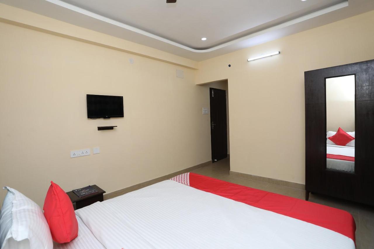 Oyo 17376 Happy Spring Inn Kolkata Exterior photo